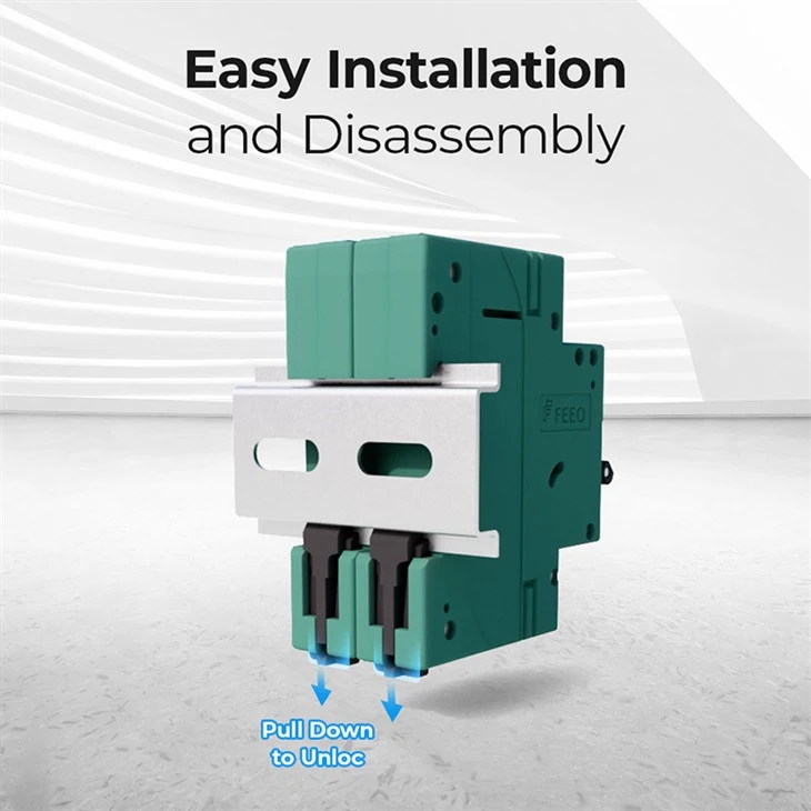 2/4P Dc Breaker 32A 63A Dc Circuit Breaker For Solar System 1000VDC high quality